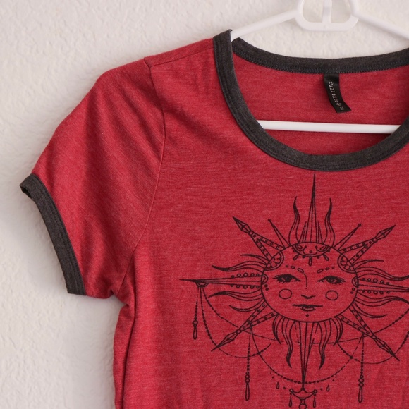 Sun & Moon Tee | Tilly's - Picture 2 of 3